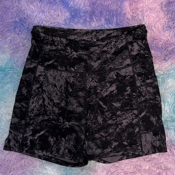 Active Shorts 🖤 - Picture 4 of 5